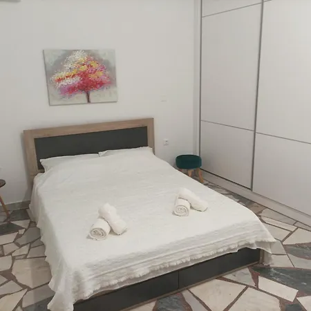 Eirene Apartment Chalkida