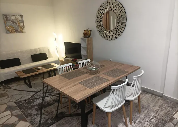Eirene Apartment *